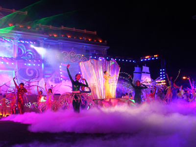 Festival Biển Nha Trang 2013 rộn r&agrave;ng ng&agrave;y khai mạc